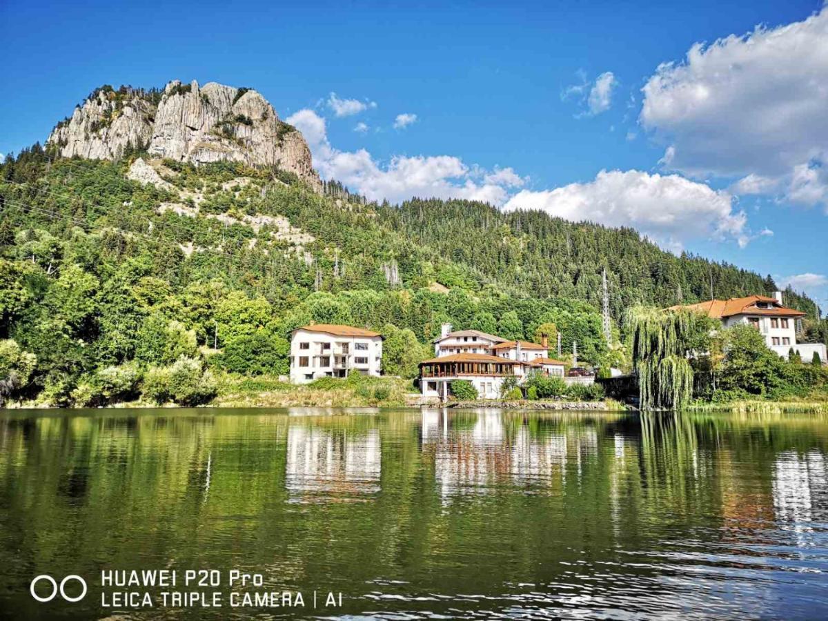 Ribkata Family Hotel Smolyan Exterior foto