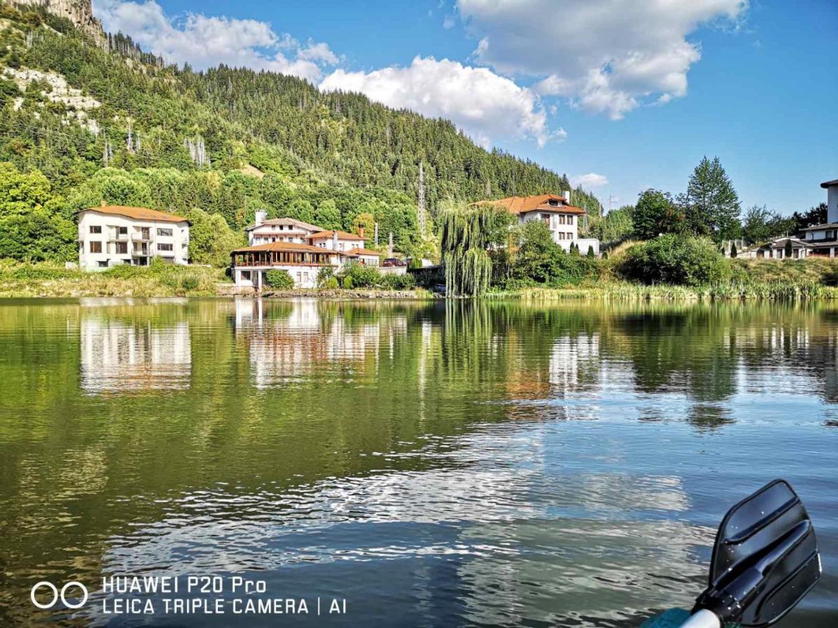 Ribkata Family Hotel Smolyan Exterior foto